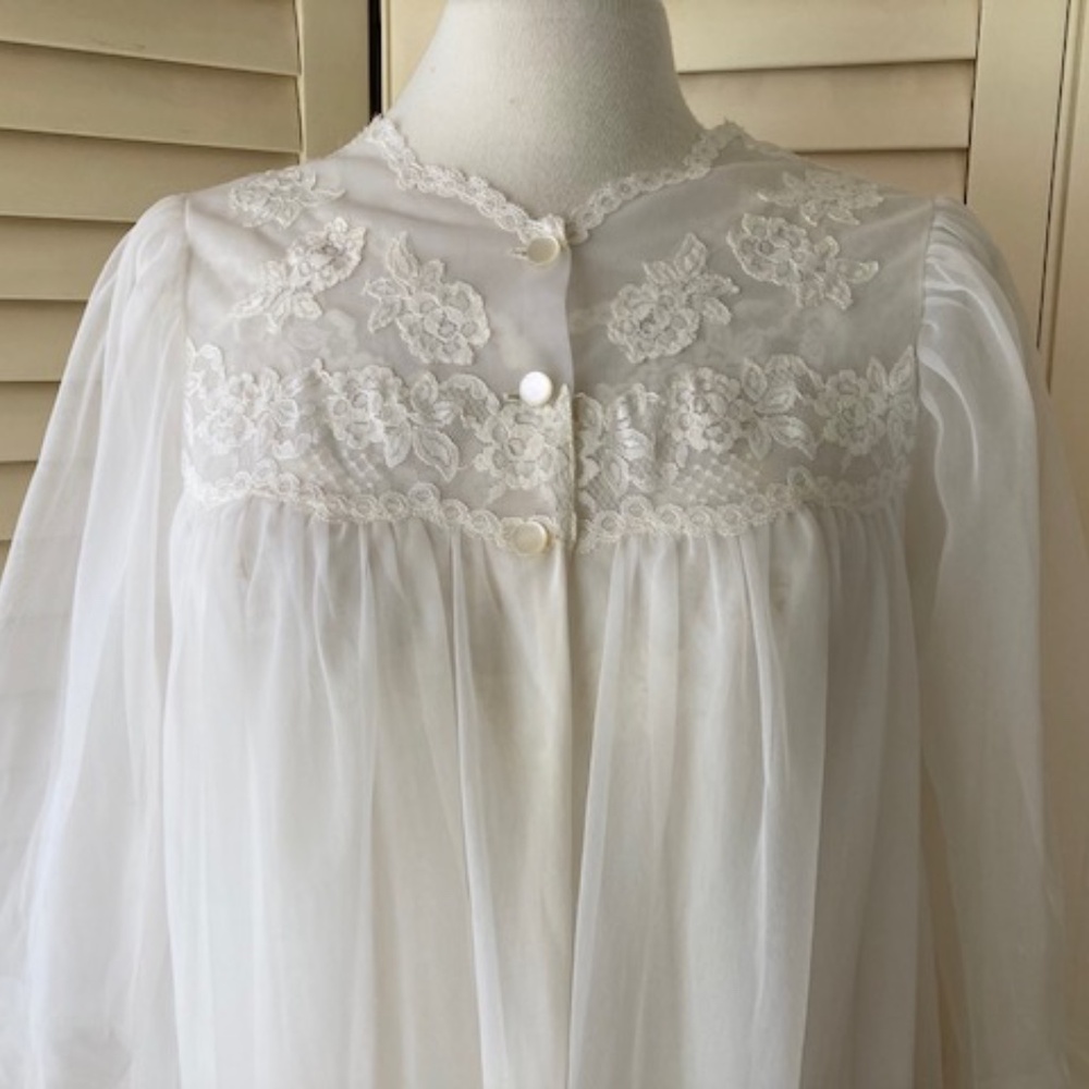 Vintage Seamprufe Waltz Length Peignoir Set